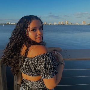 Meet your Posher, Bianca